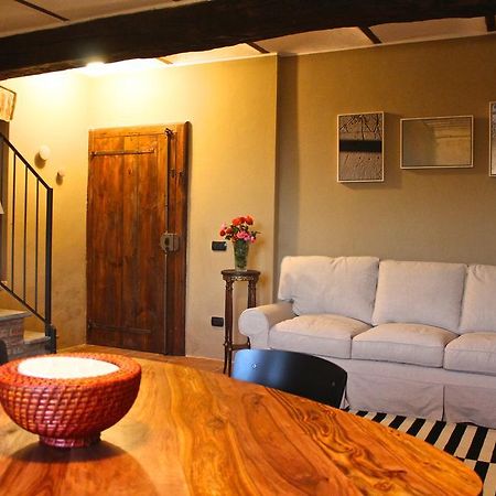 Appartement Casa Cucco à Serralunga d'Alba Extérieur photo